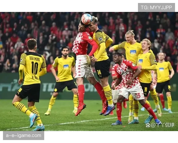 德甲新赛季揭幕战将于欧普尔竞技场举行，期待本土球队的激情对决。